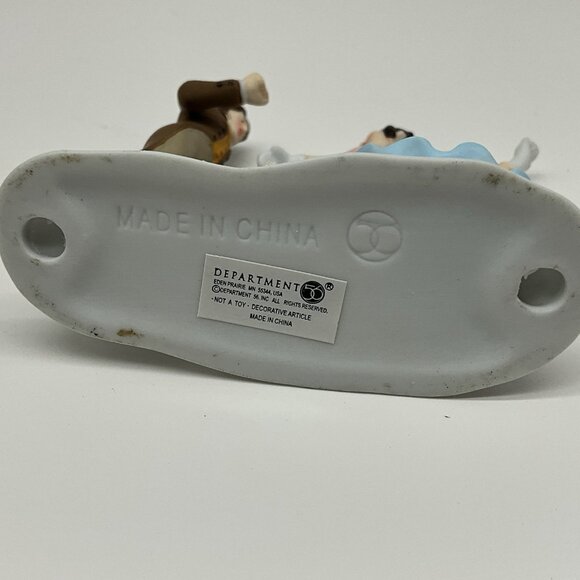 Dickens Village A CHRISTMAS CAROL READING by Charles Dickens, Limited Edition - Picture 7 of 16